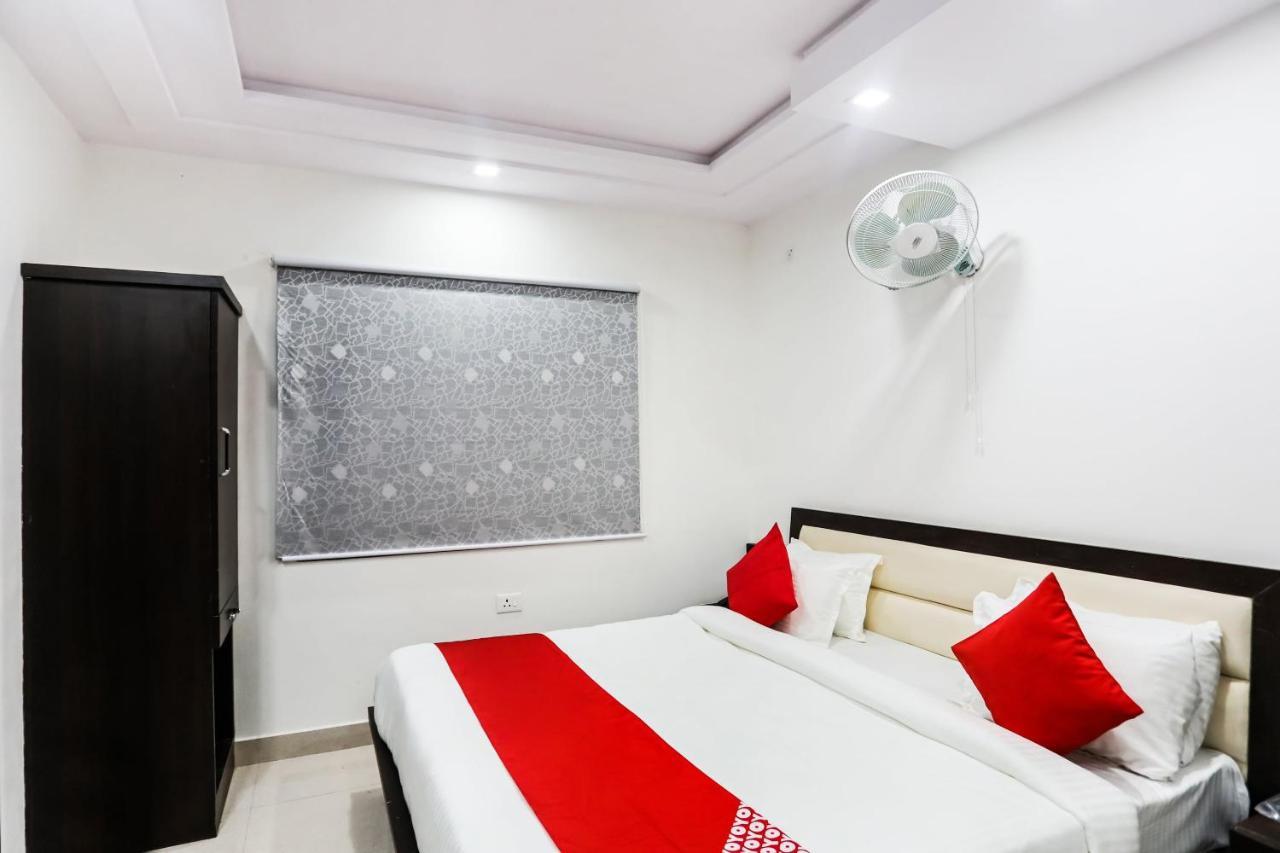 לקנאו Oyo Hotel New Geetanjali Near Gautam Buddha Park מראה חיצוני תמונה